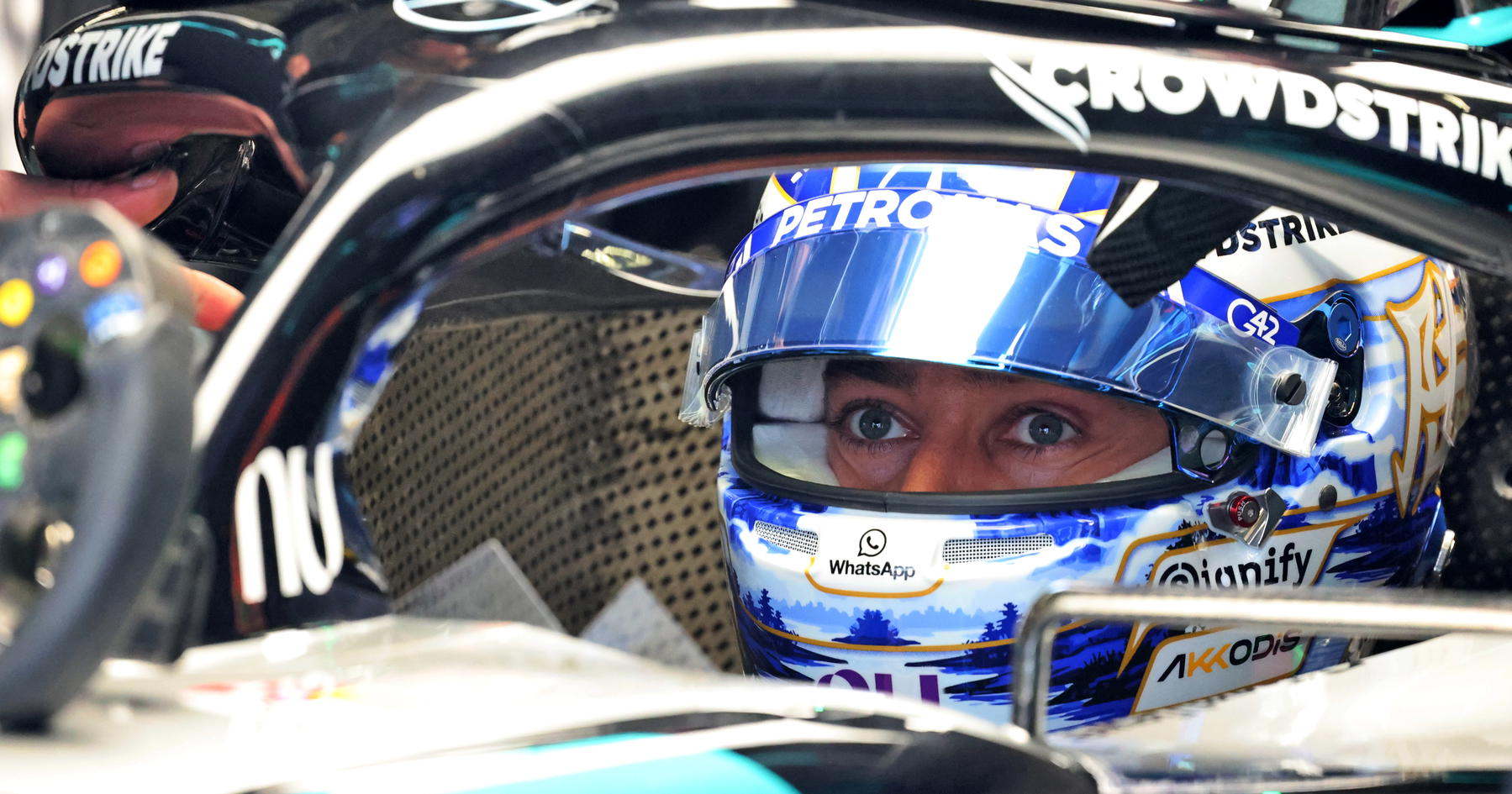 George Russell Dominasi Latihan Bebas di GP Tiongkok