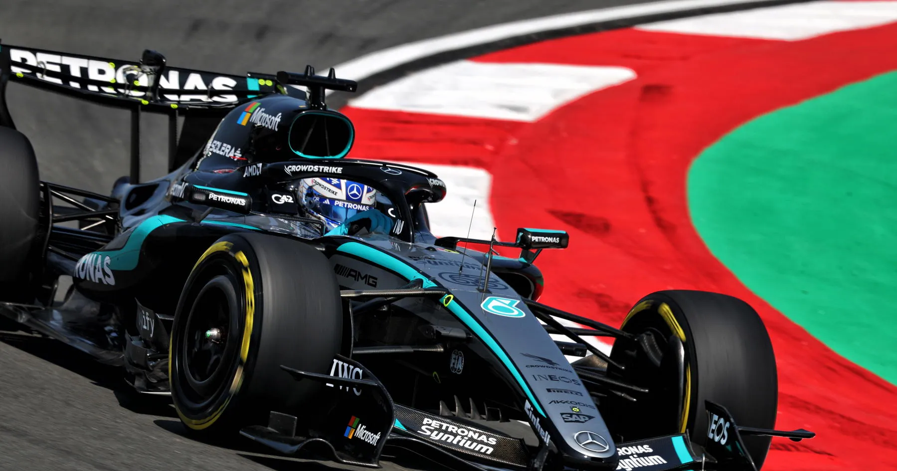 George Russell Raih Pole Sprint GP Tiongkok dengan Gemilang