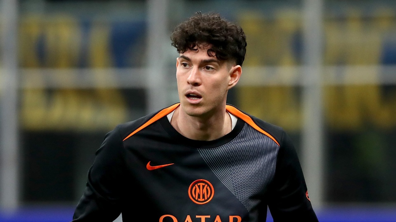Jadi Bidikan Klub Raksasa, Alessandro Bastoni Perpanjang Kontrak di Inter