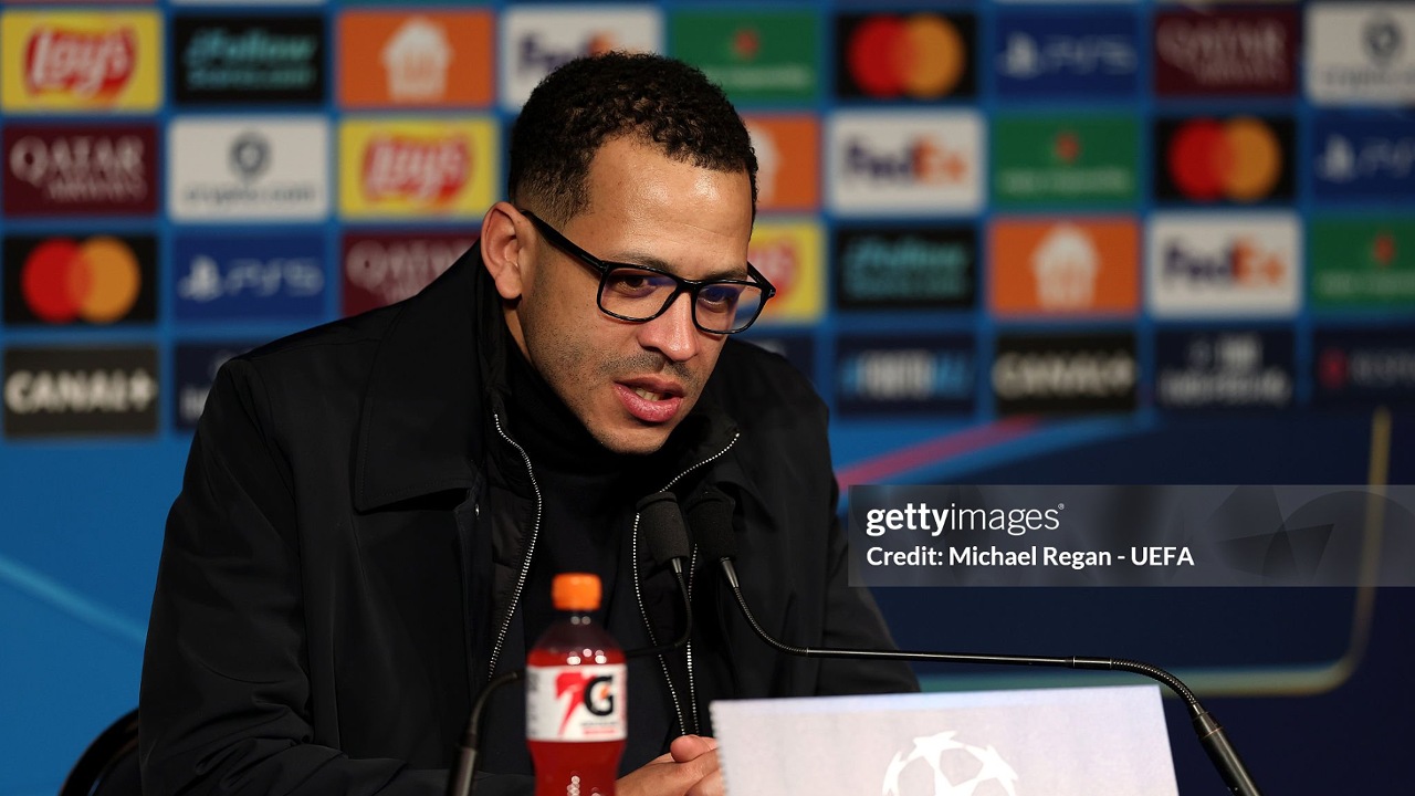 Liam Rosenior Selidiki Kebocoran Susunan Pemain Chelsea