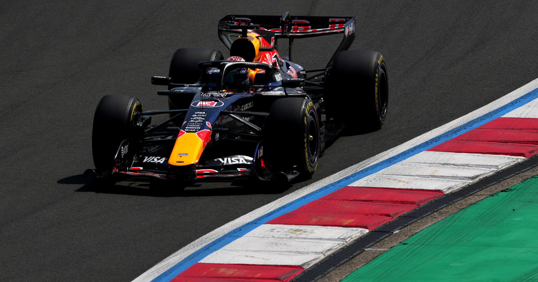 Masalah Besar Menghantui Max Verstappen dan Red Bull