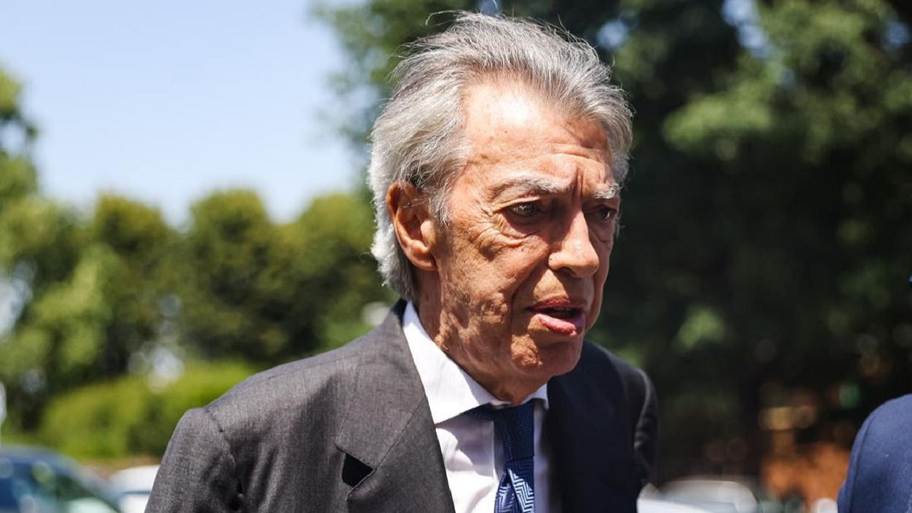 Massimo Moratti Minta Inter Milan Tidak Terlalu Nyaman di Puncak Klasemen
