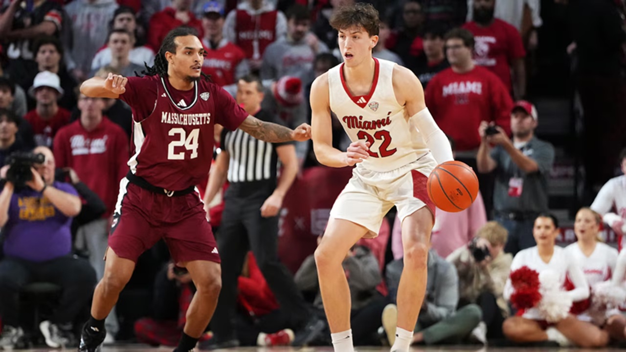 Miami Ohio Secara Mengejutkan Ditumbangkan UMass