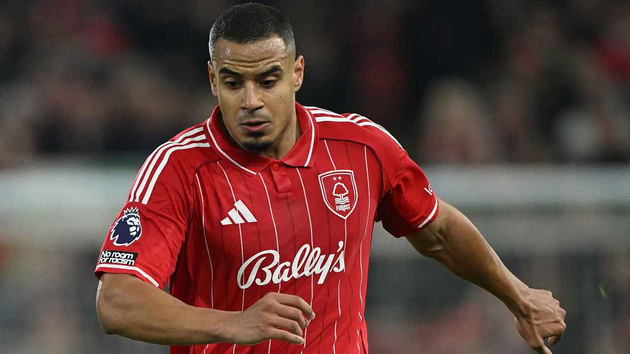 Murillo Bersinar di Forest, Liverpool dan Chelsea Siap Saling Sikut