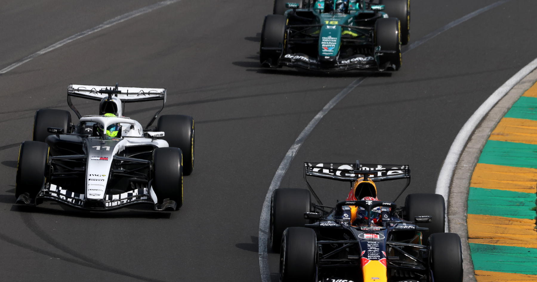 Verstappen Bahas Masalah Baterai Kosong dengan FIA