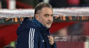 Vitor Pereira Sebut Kekalahan Forest dari Midtjylland Sangat Kejam