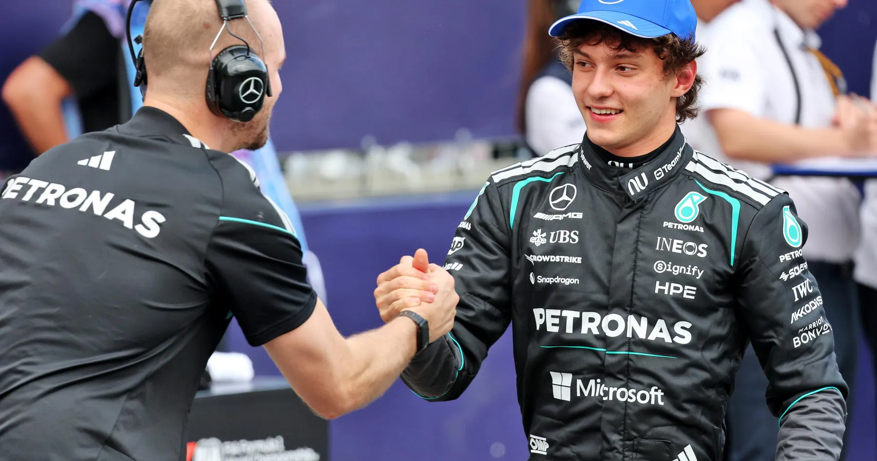 Kimi Antonelli Raih Pole F1 Termuda di GP China 2026 - sumber: (racingnews365)