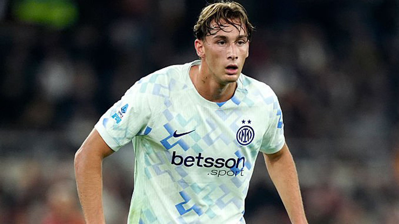 Minat Newcastle Untuk Pio Esposito Masuk Pembahasan Petinggi Klub