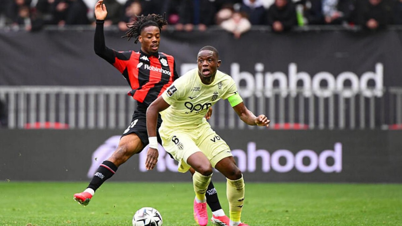 OGC Nice Buka Peluang Perpanjang Masa Peminjaman Elye Wahi dari Frankfurt