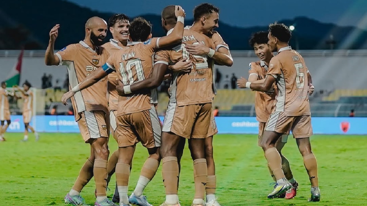 Tekad Bangkit Dewa United FC Di Kandang Persija Jakarta