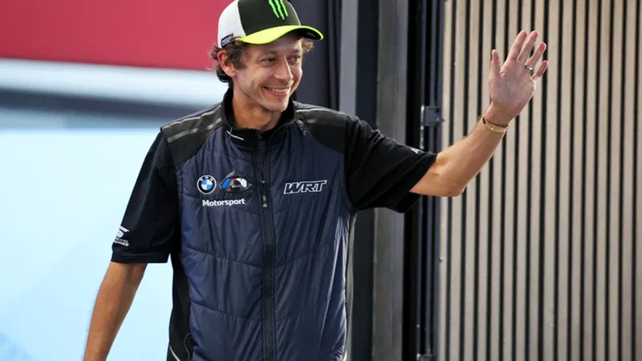 Valentino Rossi Ungkap 'Faktor Genetik' Rahasia Tak Pernah Kena Arm Pump