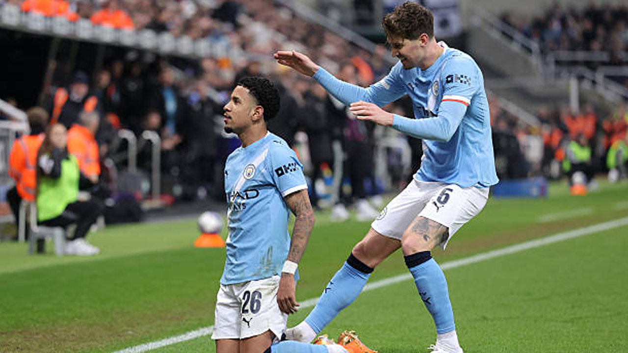 Alasan John Stones dan Savinho Tak Ikut Lawatan Manchester City ke West Ham