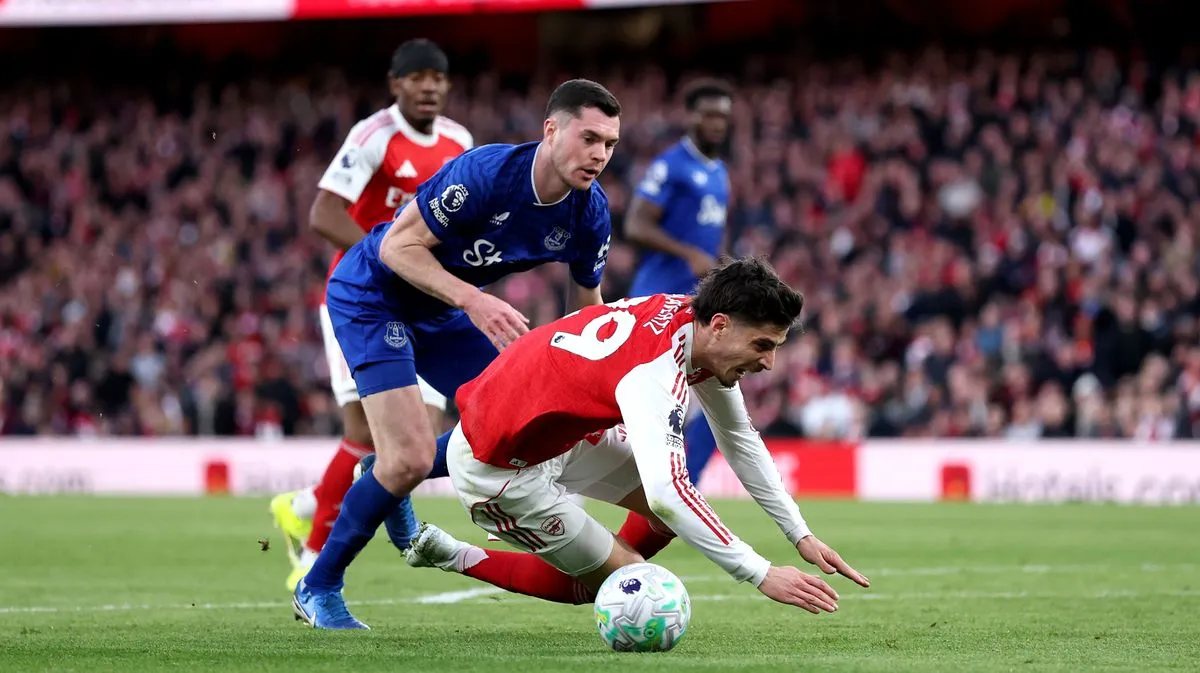 Arsenal Tak Dapat Penalti untuk Havertz Lawan Everton - sumber: (footballlondon)