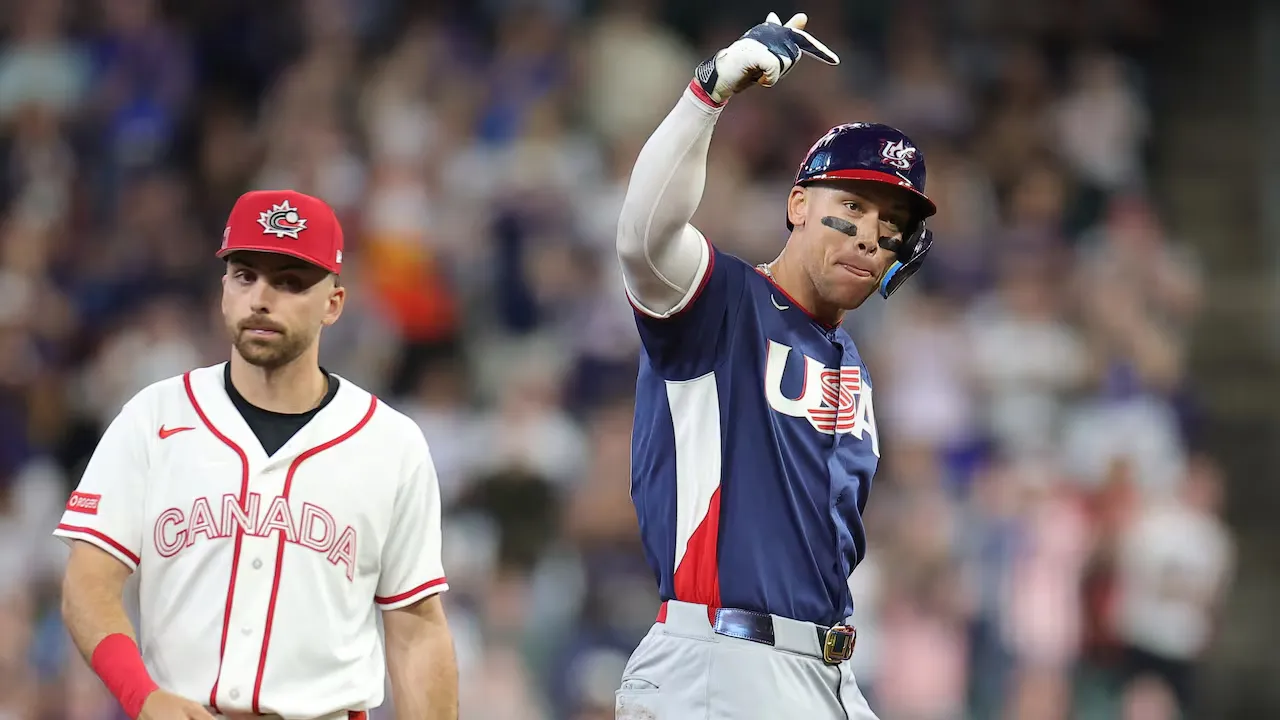 Kapten tim Amerika Serikat Aaron Judge (kanan) menilai timnya perlu meningkatkan produktivitas serangan jika ingin menjuarai World Baseball Classic 2026. (Foto: AP)