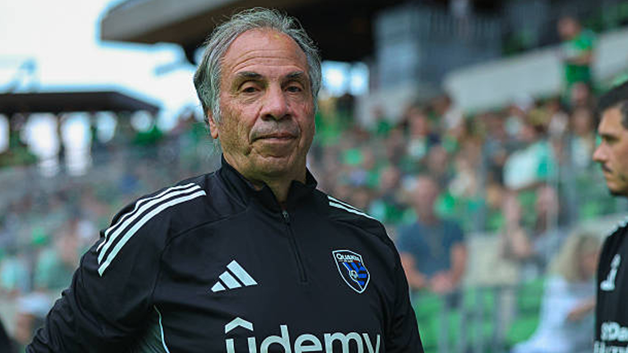 Bruce Arena Tegaskan Kiprahnya di San Jose Earthquakes Baru Dimulai