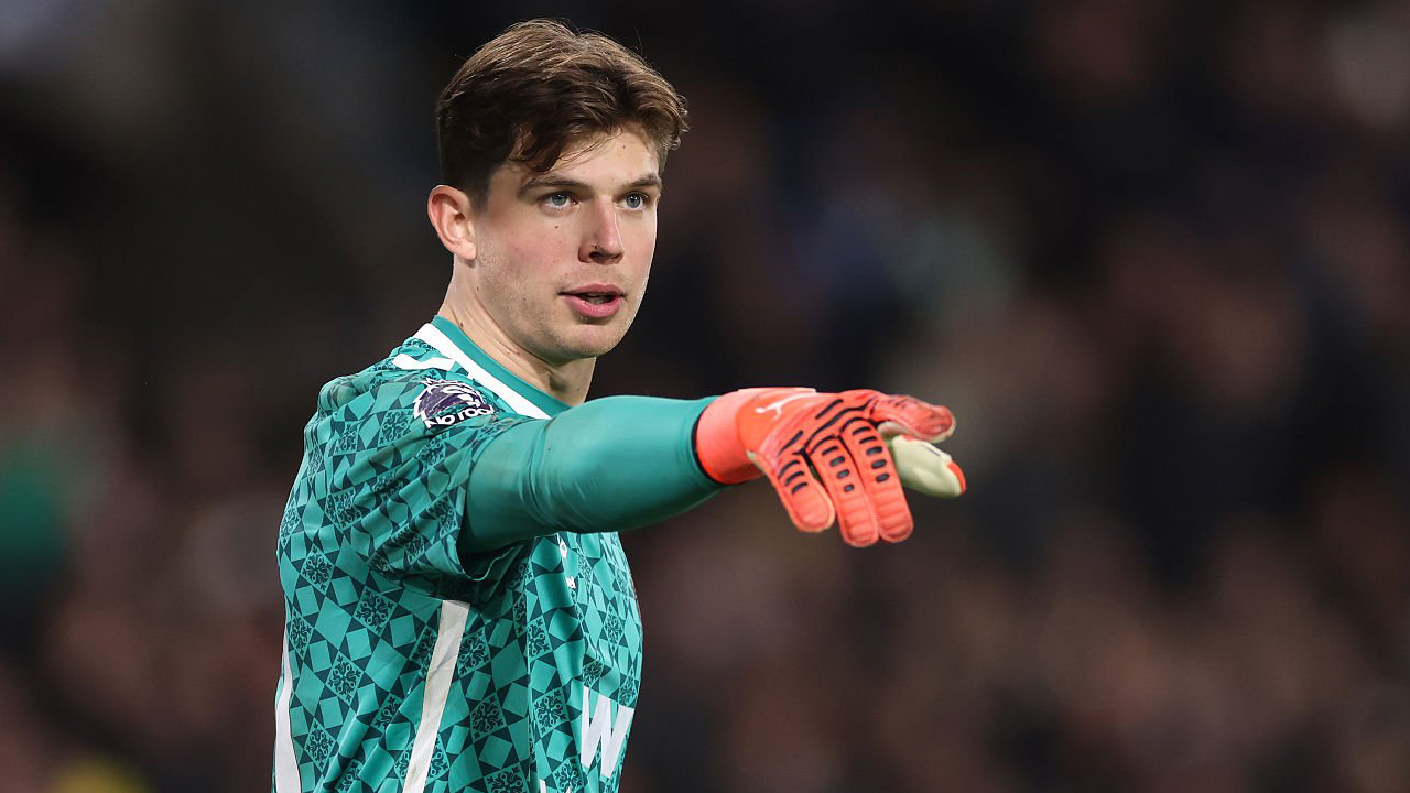 Jadi Starter Lagi, Aksi Melker Ellborg Bikin Regis Le Bris Terkesan