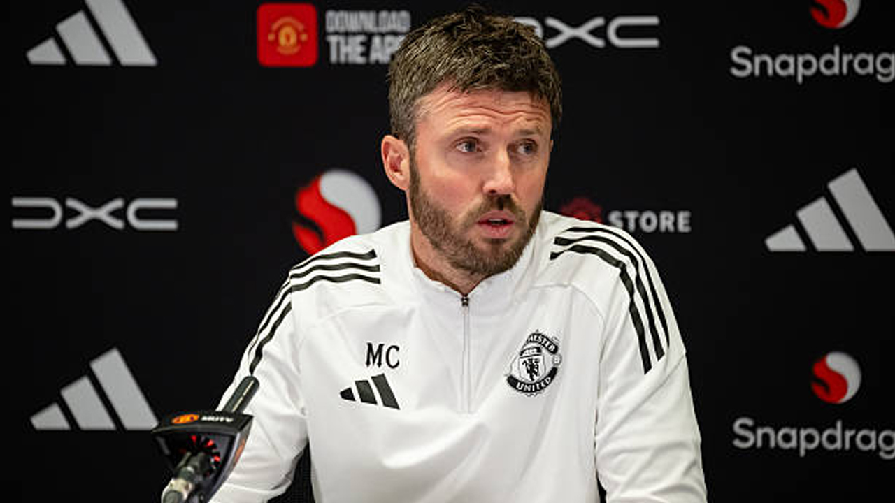 Jim Ratcliffe Apresiasi Kinerja Michael Carrick Sebagai Pelatih Interim
