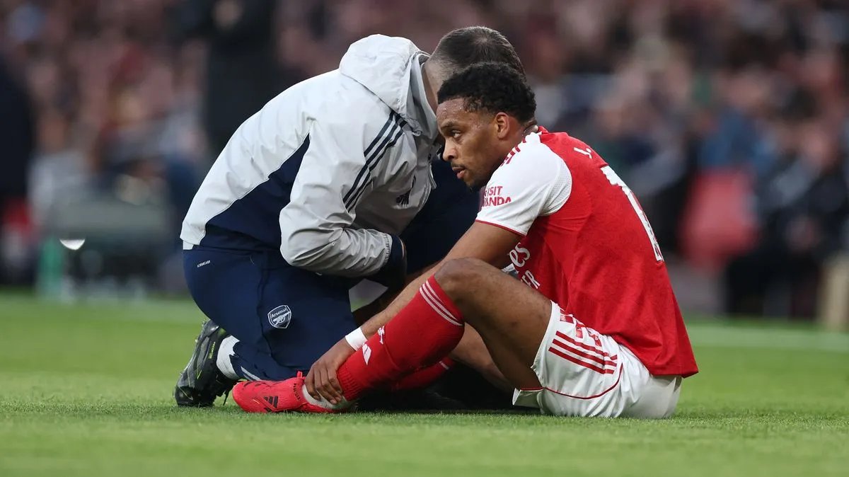 Jurrien Timber Cedera, Arteta Dihadapkan Masalah Baru - sumber: (footballlondon)