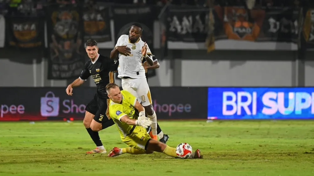 Sonny Stevens: Persiapan Maksimal Tim Hadapi Tantangan Persija