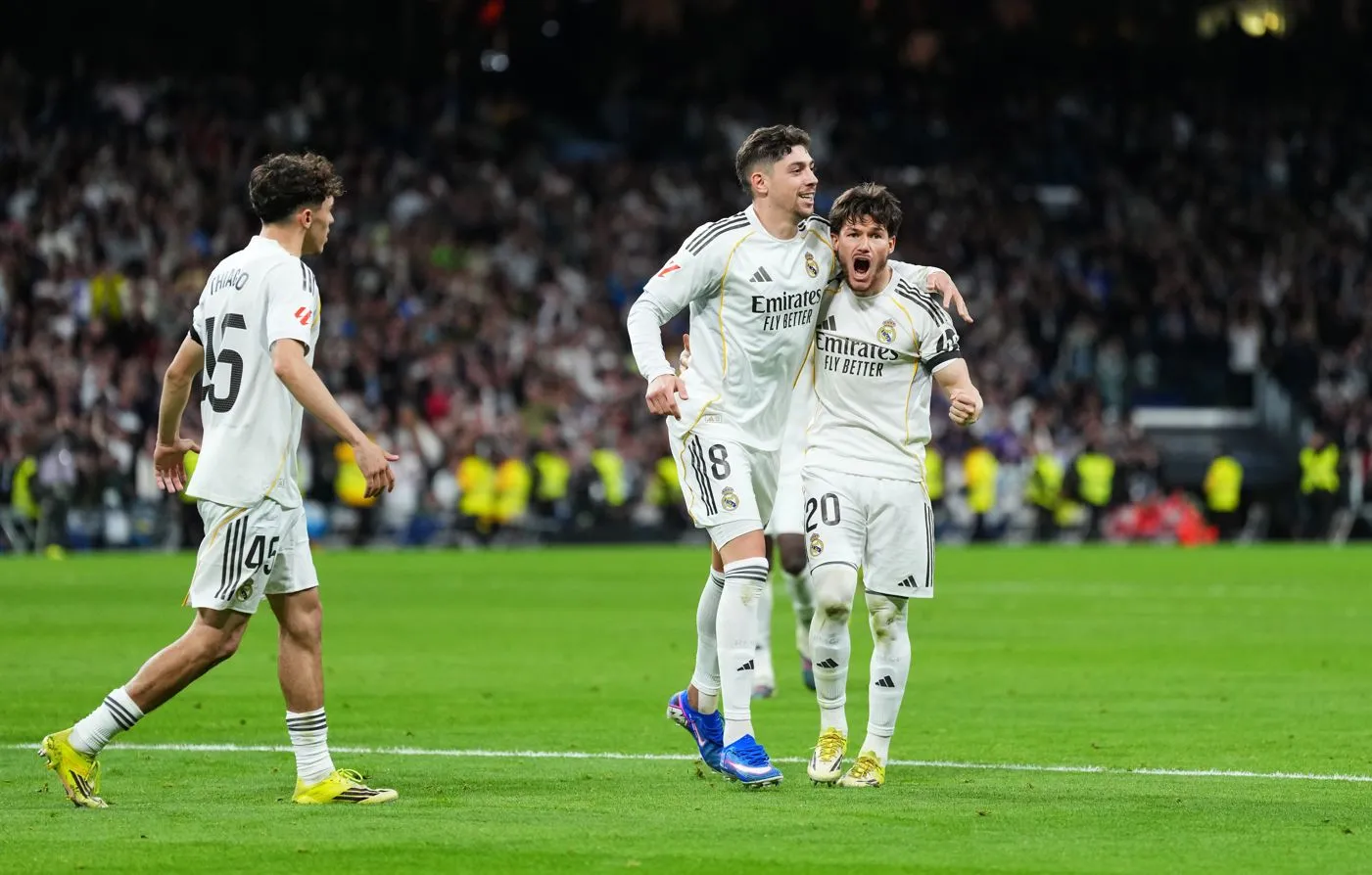 Valverde Lanjutkan Performa Gol, Real Madrid Tekuk Elche - sumber: (footballespana)