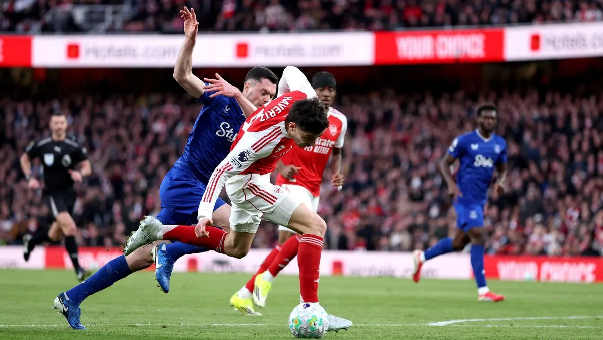 VAR Tolak Penalti Arsenal usai Insiden Havertz vs Everton - sumber: (footballlondon)