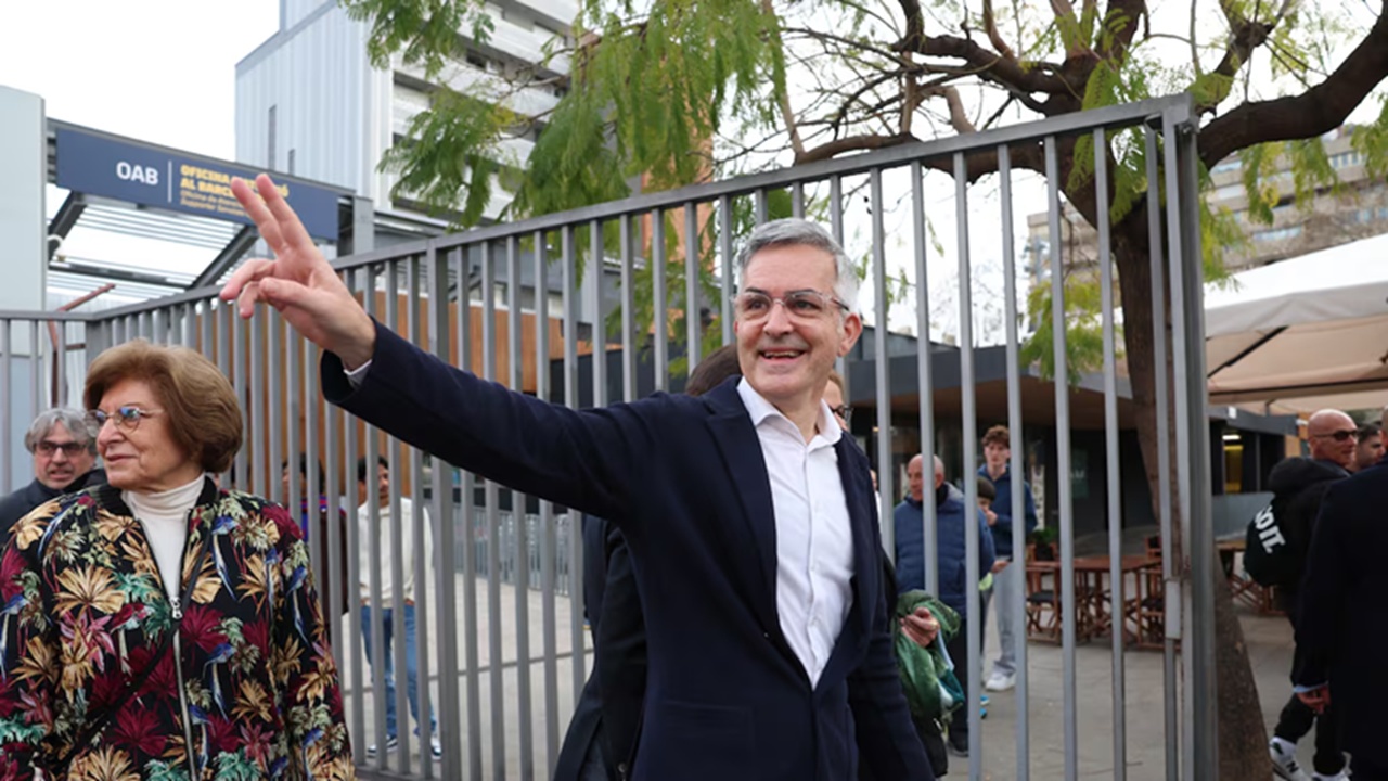 Victor Font Berikan Responds Dukungan Lamine Yamal ke Joan Laporta