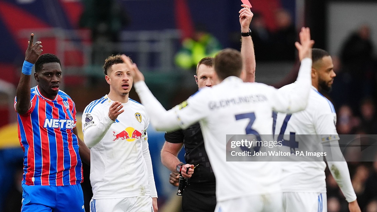 Daniel Farke Kritik Kartu Merah Gabriel Gudmundsson