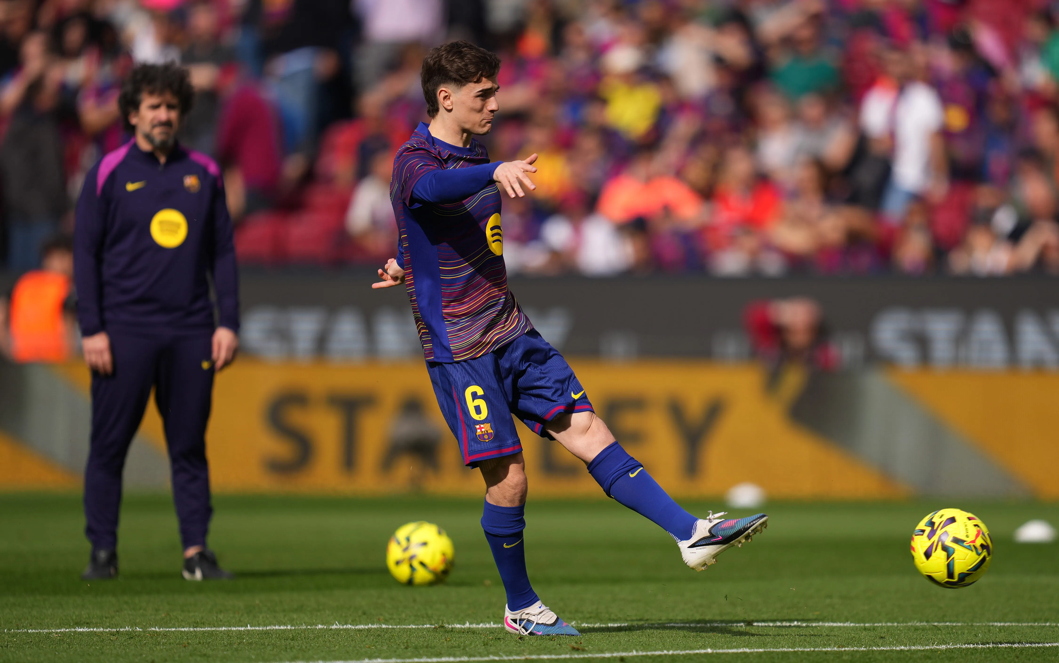 Gavi Sambut Kembalinya ke Barcelona dengan Antusias - sumber: (footballespana)