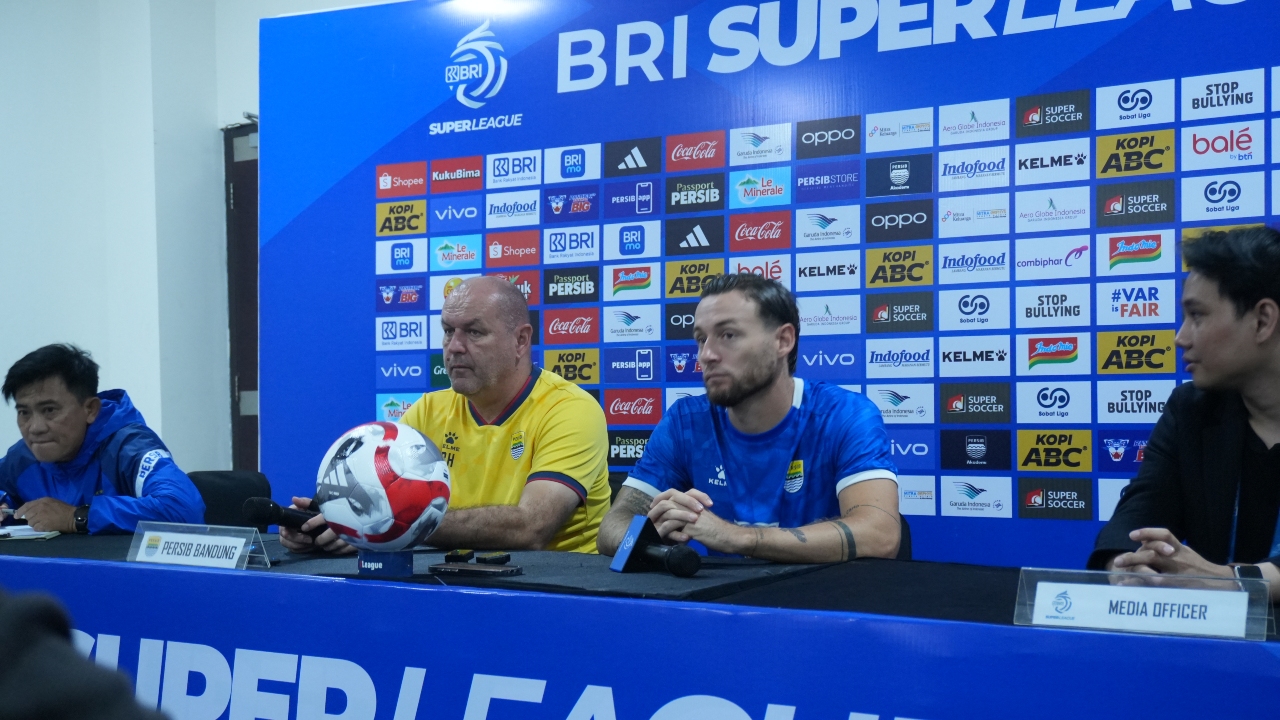 Ini Reaksi Nahkoda Persib Soal Keputusan Kontrovesial Wasit