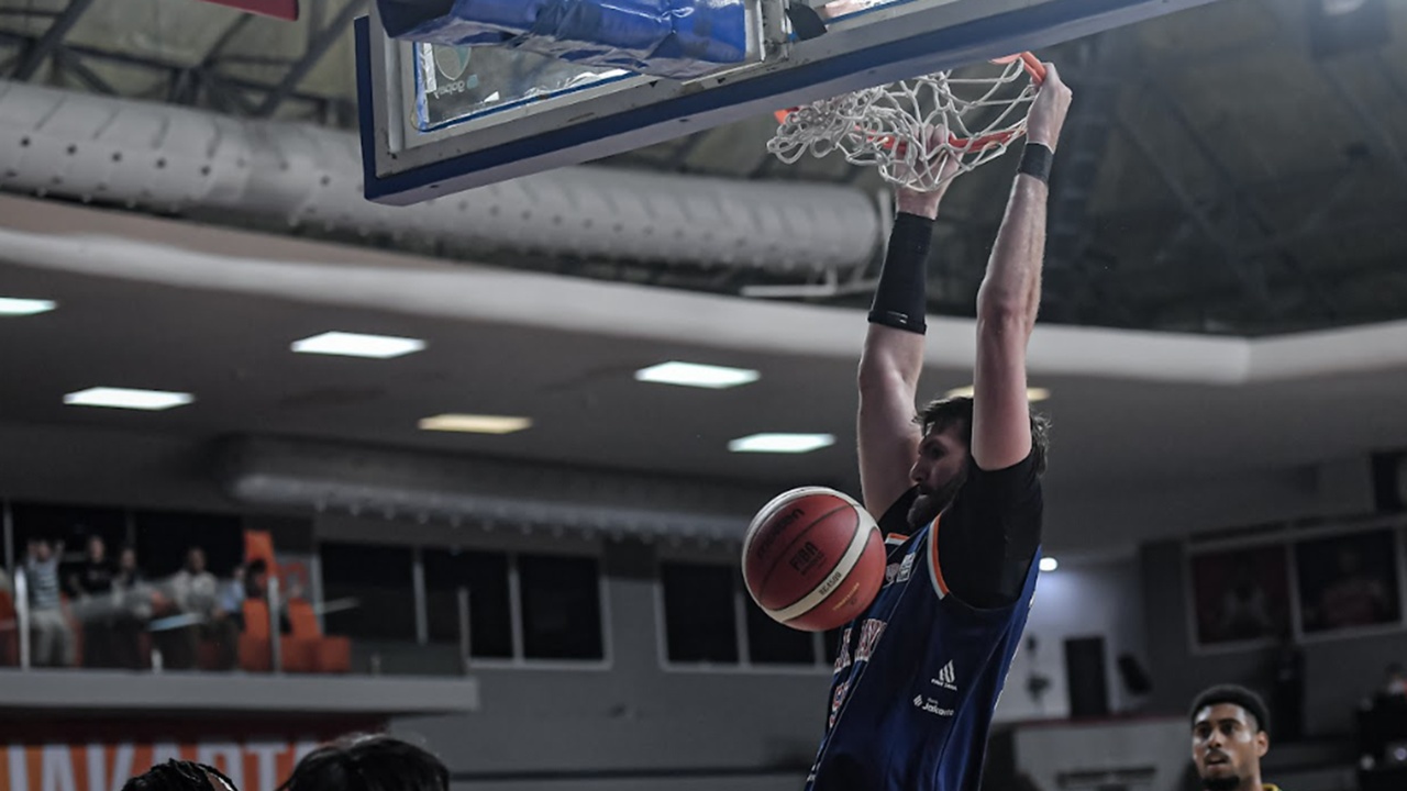 Klasemen IBL: Pelita Jaya Jakarta Masib Tanpa Terkalahkan