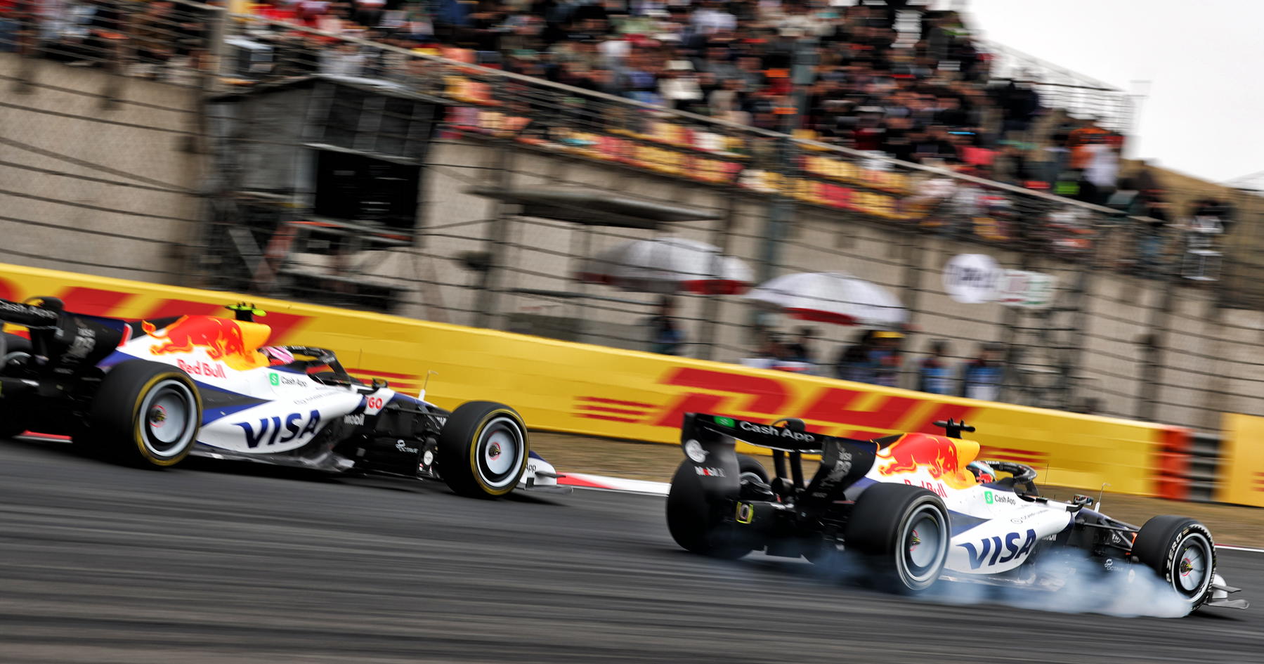 Liam Lawson Klarifikasi Pesan Radio Usai Insiden dengan Rekan