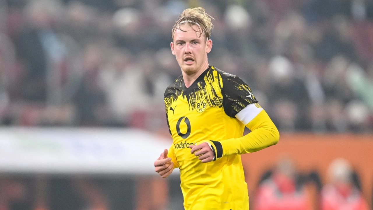 Petinggi Bayer Leverkusen Bantah Bakal Pulangkan Julian Brandt