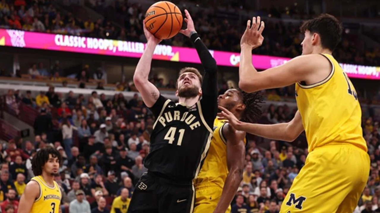 Purdue Boilmakers Menangkan Big Ten Usai Libas Michigan