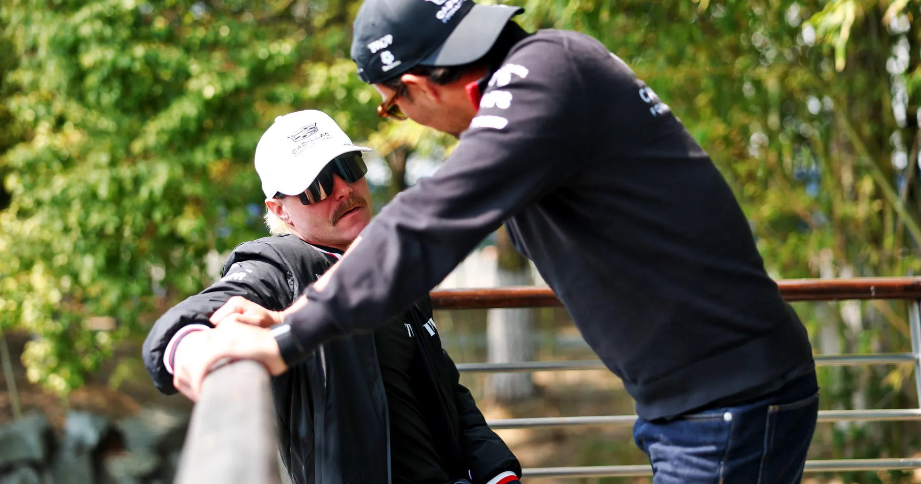 Sergio Perez Ungkap Insiden Tak Terduga dengan Bottas - sumber: (racingnews365)