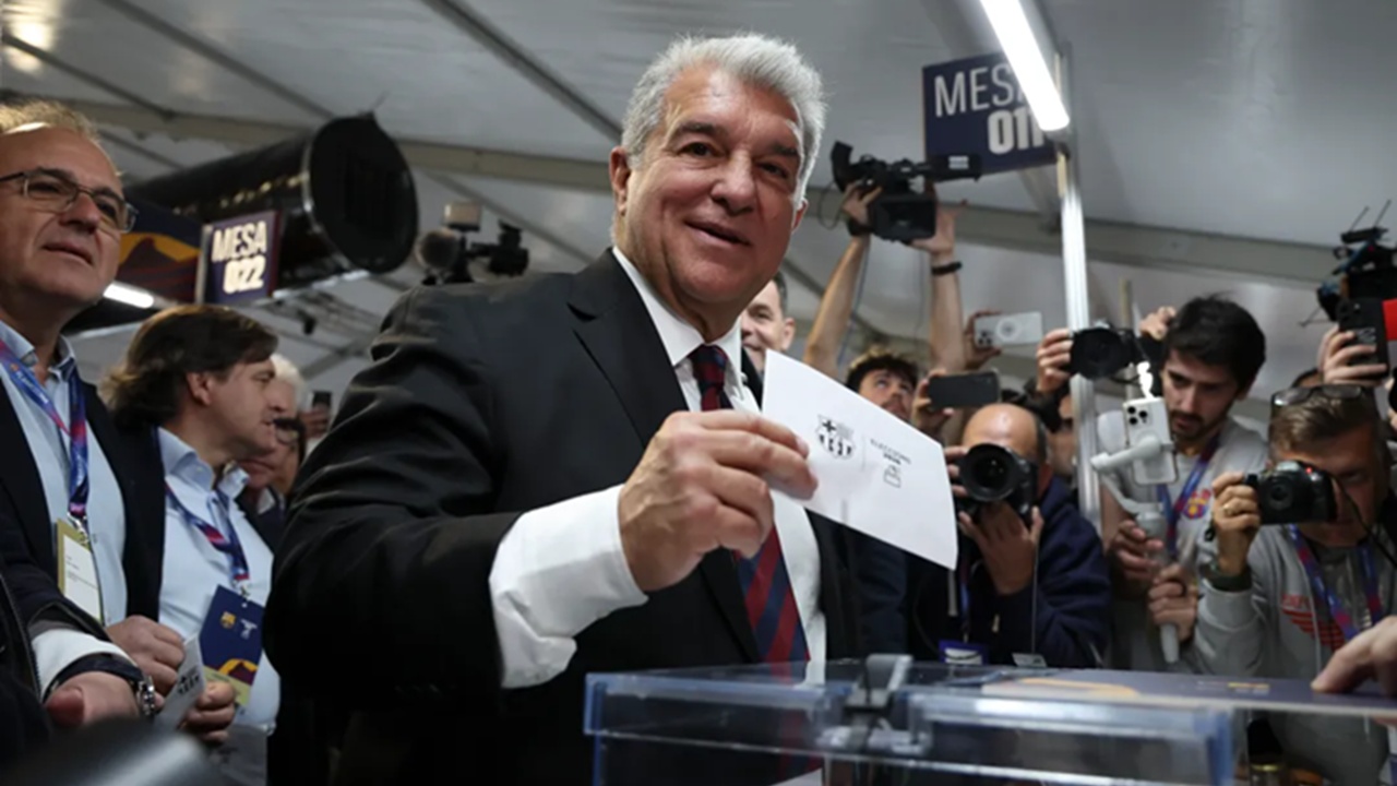 Victor Font Ucapkan Selamat ke Laporta Usai Menangkan Pemilihan Presiden