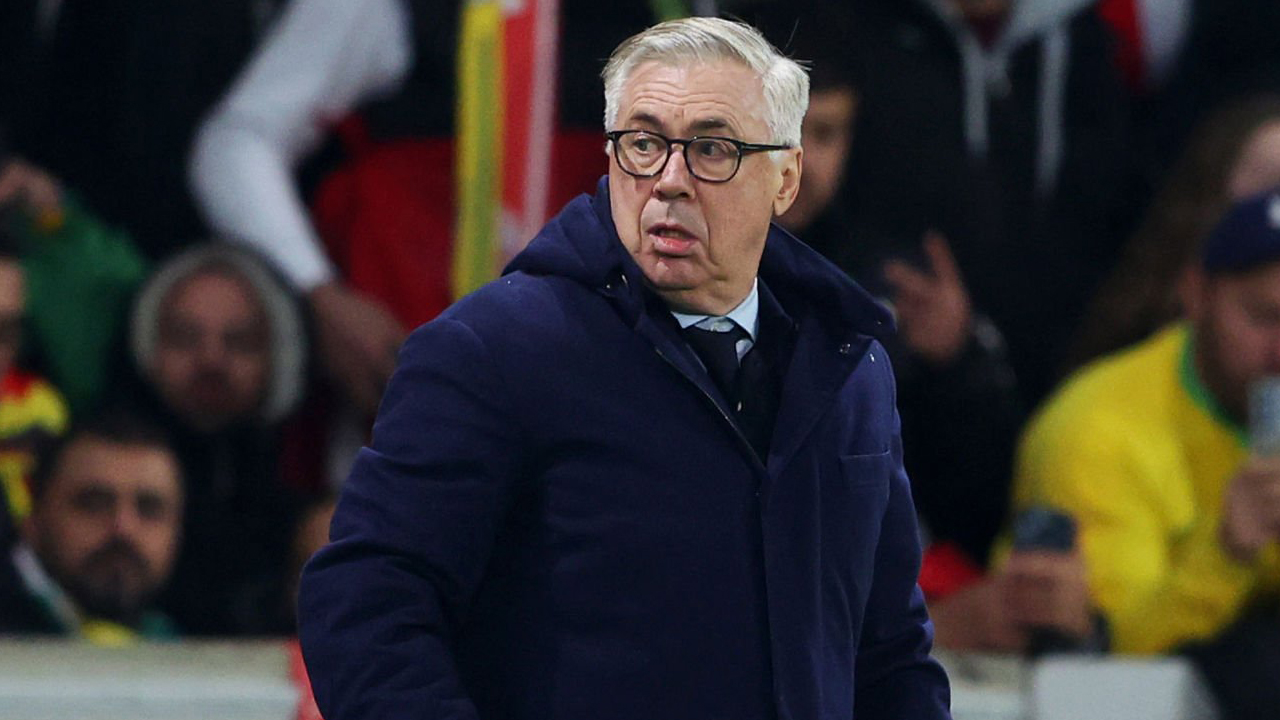Carlo Ancelotti Akui Masih Mengikuti Perkembangan Real Madrid