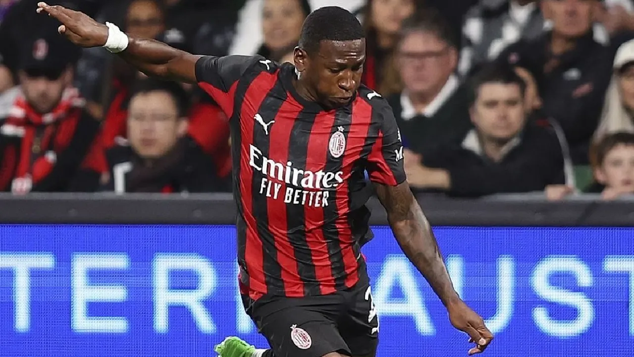 Milan Dikalahkan Lazio, Pervis Estupinan Dinilai Kembali Jadi Titik Lemah