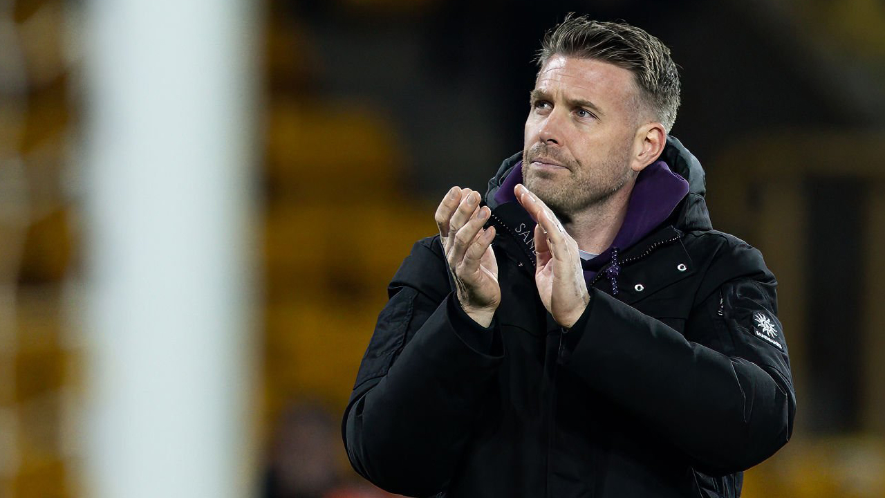 Rob Edwards Ungkap Rencana Wolves Selama Jeda Internasional