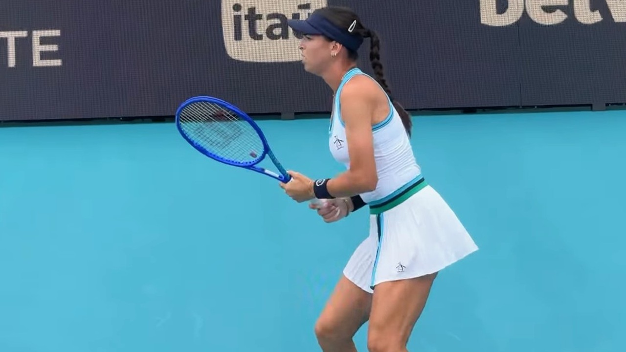 Ajla Tomljanovic Pupuskan Harapan Simona Waltert Di Miami