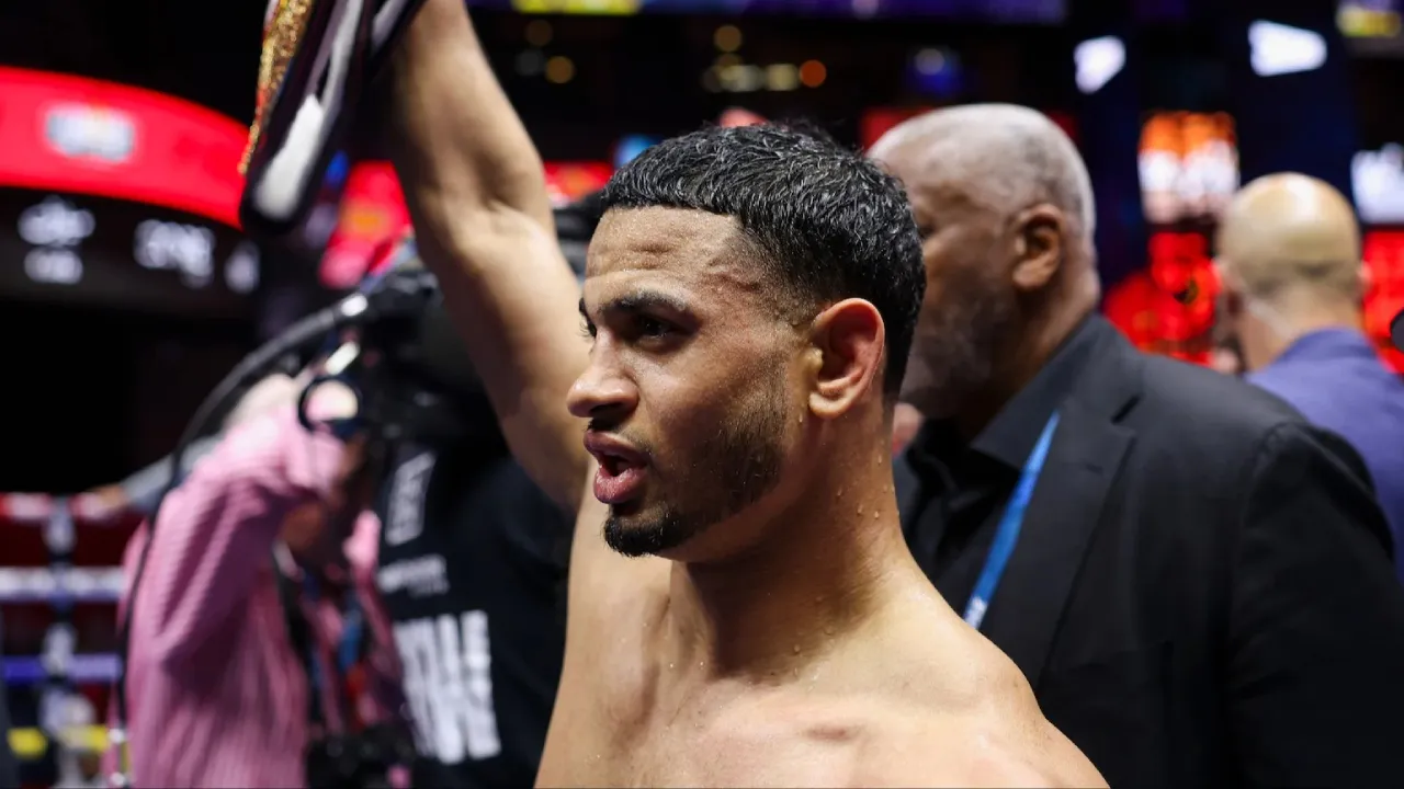 Rolando Romero dinilai memiliki kualitas yang cukup untuk memberi kejutan saat melawan Haney. (Foto: Fight TV)