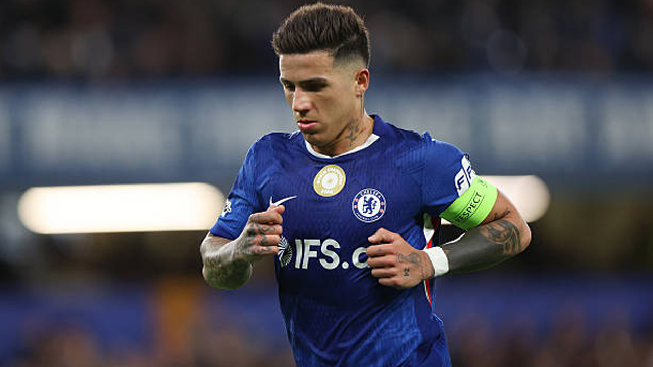 Chelsea Disingkirkan PSG, Enzo Fernandez Pilih Fokus ke Sisa Musim