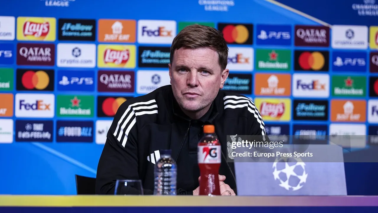 Eddie Howe Minta Newcastle Anggap Lawan Barcelona Seperti Final