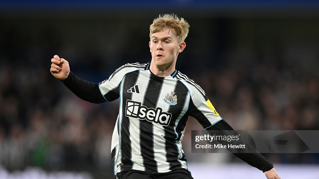 Lewis Hall Bersinar di Newcastle, Chelsea Disebut Rugi Besar