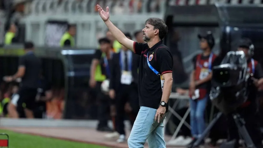 Mauricio Souza Siap Evaluasi Kinerja Tim untuk Peningkatan Strategi - sumber: (ileagueid)
