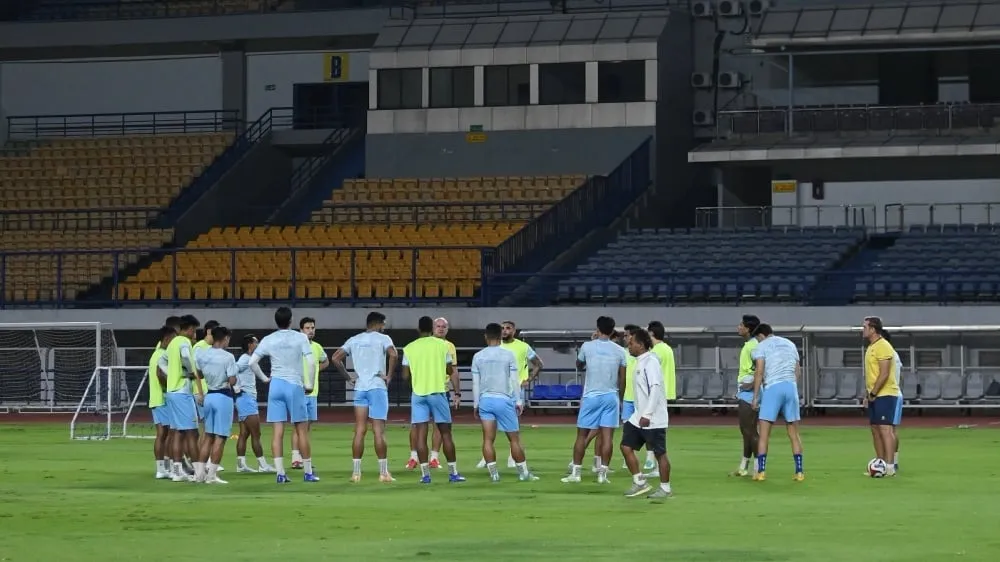 Persib Manfaatkan Jeda Internasional untuk Libur Panjang - sumber: (ileagueid)