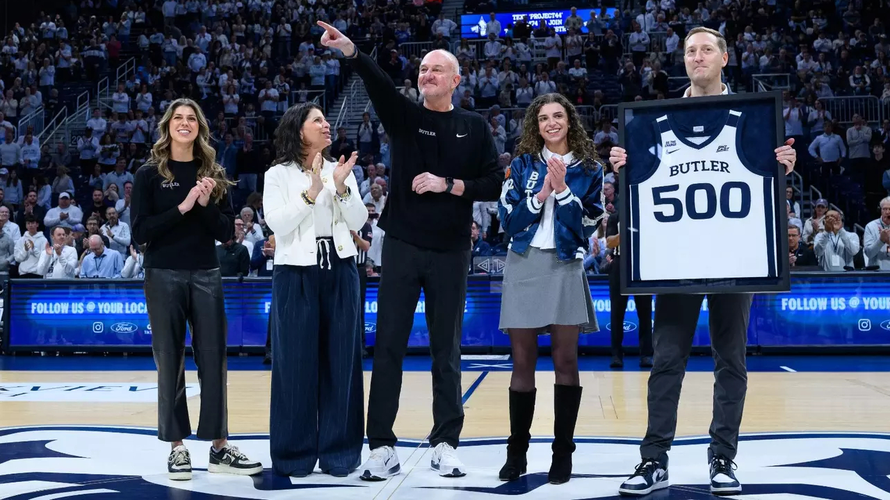 Thad Matta Umumkan Pensiun sebagai Pelatih Butler Bulldogs