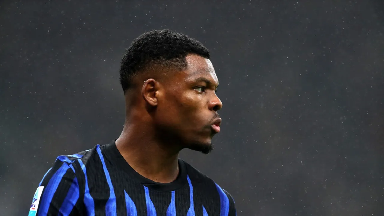 Inter Milan Krisis Bek Sayap, Denzel Dumfries Kembali di Waktu yang Tepat