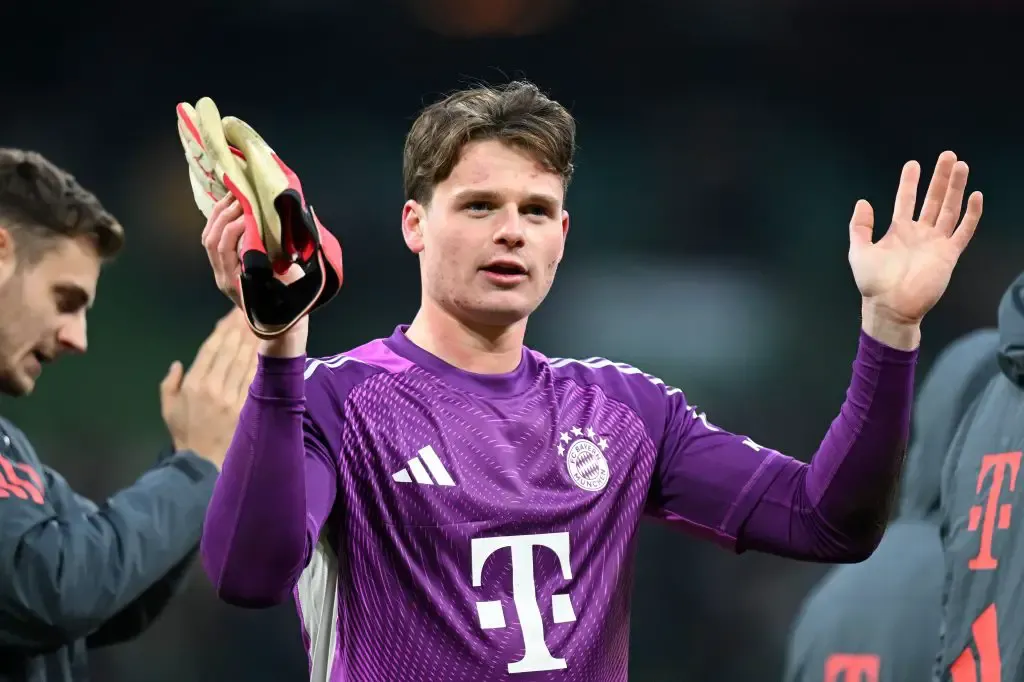 Jonas Urbig Siap Tampil saat Bayern Munich Hadapi Atalanta - sumber: (getfootballnewsgermany)