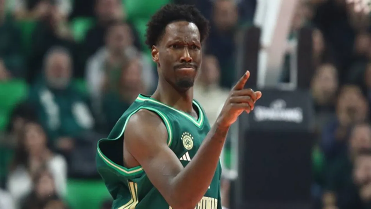 Nigel Hayes-Davis Bikin Rekor Luar Biasa Bersama Panathinaikos