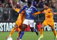 Wesley Bantah Pelanggaran Usai Kartu Merah Kontroversial di Laga Como vs Roma